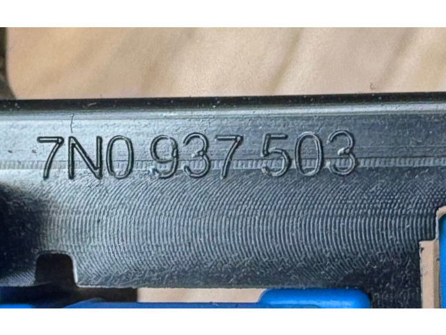 Блок предохранителей 7N0937503 Volkswagen Golf Plus