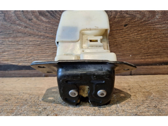 Zámek zadních dveří Nissan Note (E11) 2009