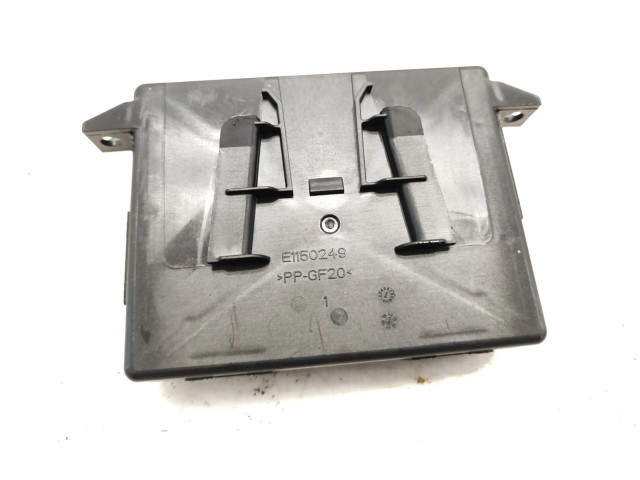 Блок управления климат-контролем 31663963 Volvo XC40