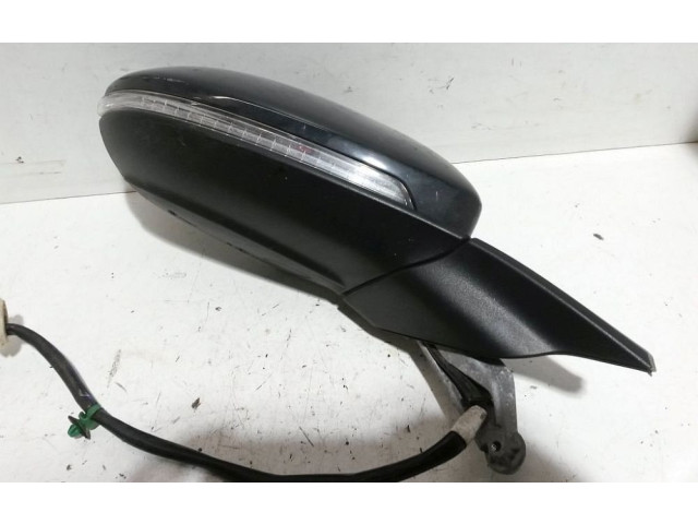 Зеркало электрическое Volkswagen Golf VII 2013 - 2019 года