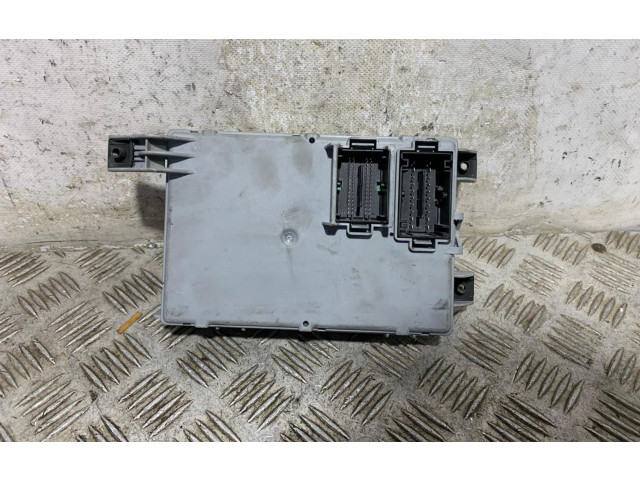 Блок предохранителей 00520028670   Opel Combo D    