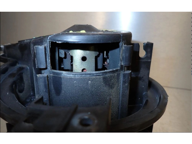 Вентилятор печки Citroen Berlingo