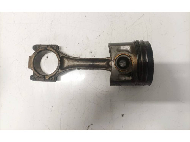  Поршень с шатуном    Audi A6 S6 C5 4B  