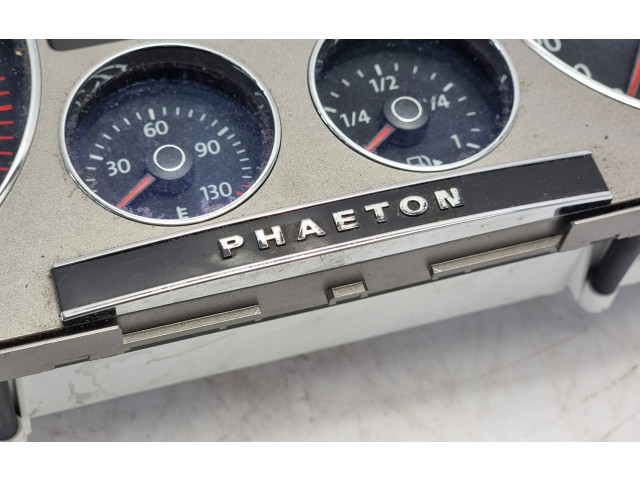 Панель приборов 3D0920886C   Volkswagen Phaeton       