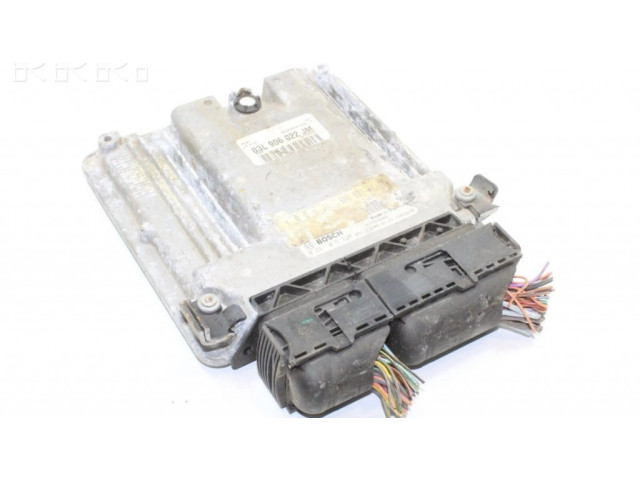 Řídící jednotka 03L906022JM, 0281015328 Audi A4 S4 B5 8D 1999