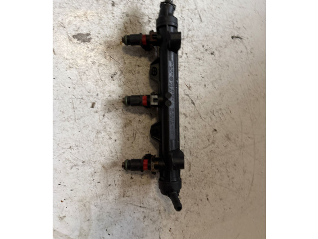 Топливная рампа 03E133320A   Volkswagen Polo III 6N 6N2 6NF  