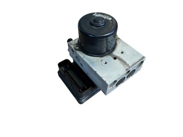 Блок АБС 8619968, P08619975   Volvo  V70  2000 - 2004 года