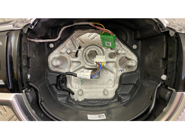 Volant Volvo XC60 2022 32288783