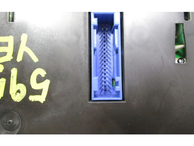 Панель приборов 5L0920800G   Skoda Yeti (5L)       