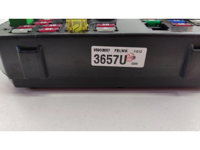 Блок предохранителей 95903657, 3657U   Chevrolet Captiva    