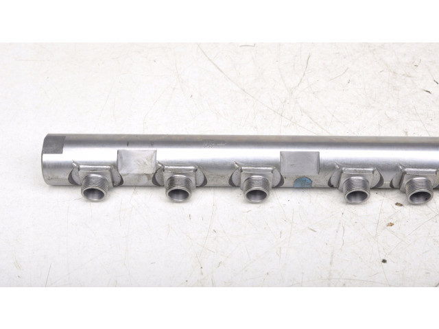 Магистральная трубка топлива