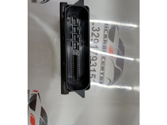 Pojistková skříňka Блок управления заднего тормоза 8K0907801M, 100KW Audi A4 Allroad 2013