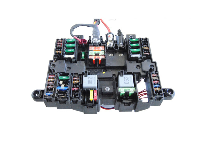 Pojistková skříňka A1779061102 Mercedes-Benz CLA C118 X118 2021