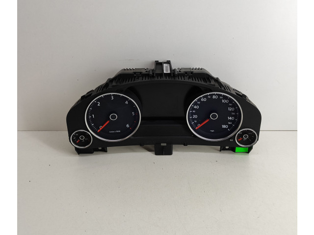 Přístrojová deska Volkswagen Touareg II 2016 7P6920983G, 0263677157