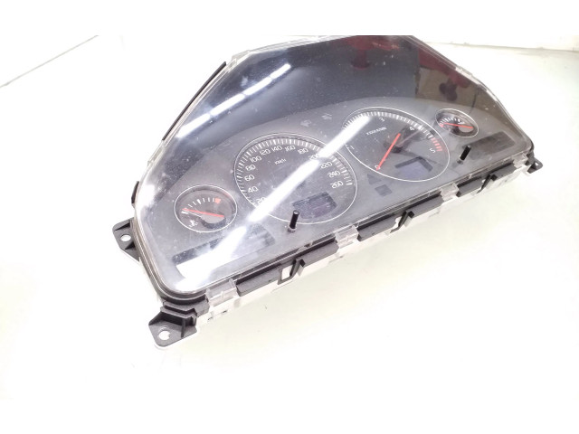 Панель приборов 8673802, 8673262   Volvo V70       