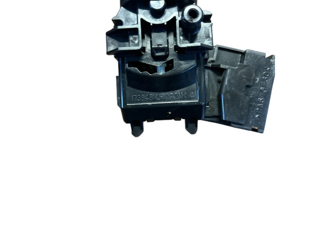 Ручка стеклоочистителей 173848 Lexus IS 220D-250-350