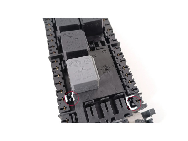 Блок предохранителей A1669063901 Mercedes-Benz ML W166