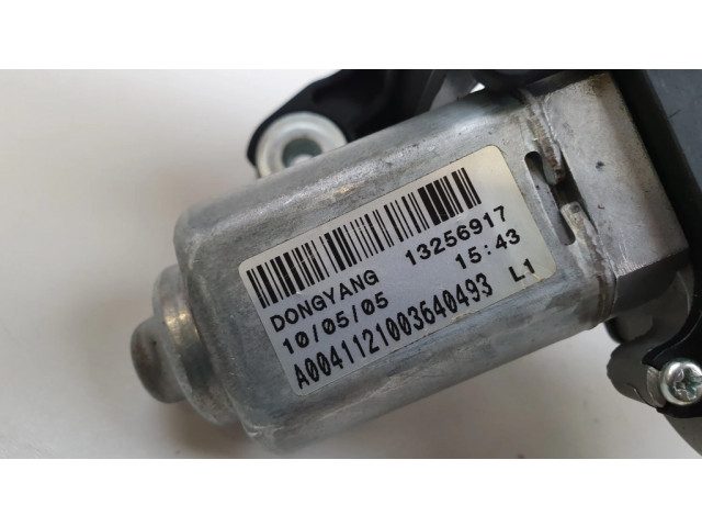 Моторчик заднего дворника 13256917 Opel Astra J