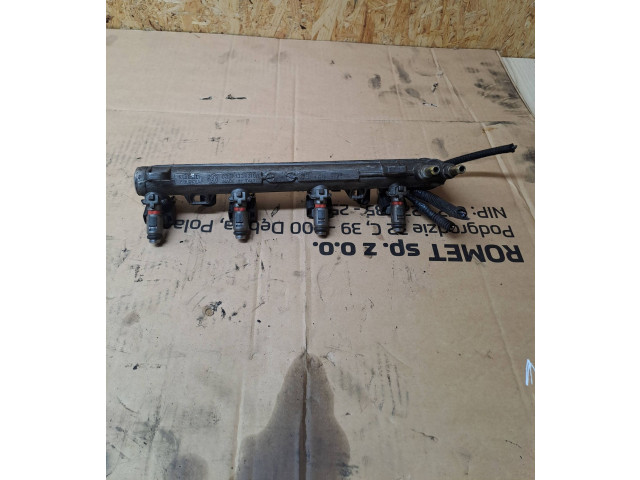 Топливная рампа 036133319   Volkswagen Golf IV  