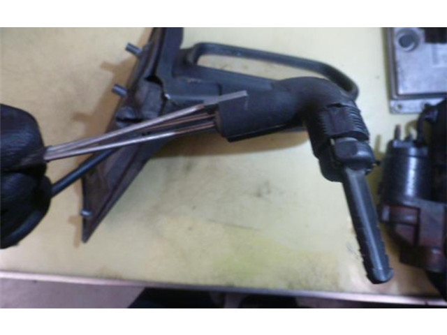 Зеркало (механическое)       Citroen Xantia   -  года   