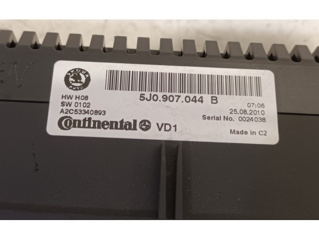 Блок управления климат-контролем    Skoda Fabia Mk2 (5J)