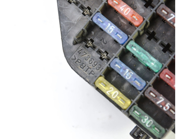 Блок предохранителей 4736930, 4200572   Saab 9-5    