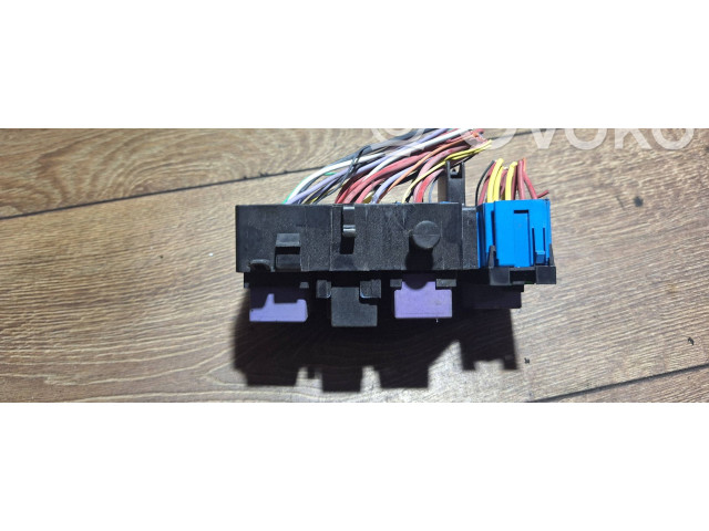 Pojistková skříňka 8200003634 Renault Vel Satis 2004