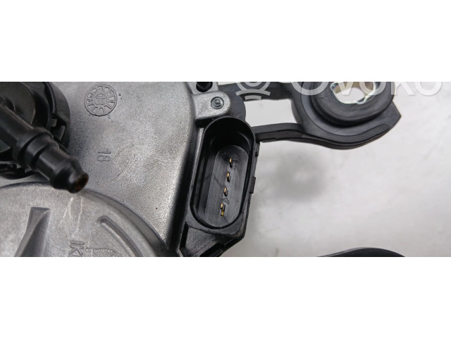 Моторчик заднего дворника 8V0955711B Audi Q2 -