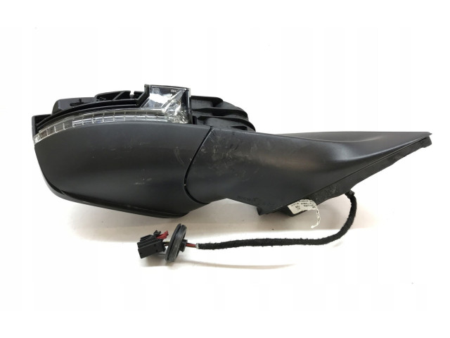 Зеркало электрическое Skoda Scala - года