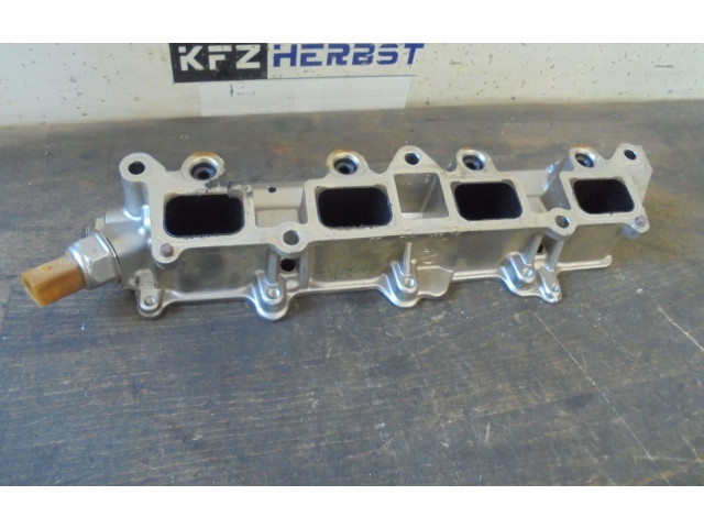 Vstřikovací lišta 03C906051H Audi A3 S3 8P CAXC