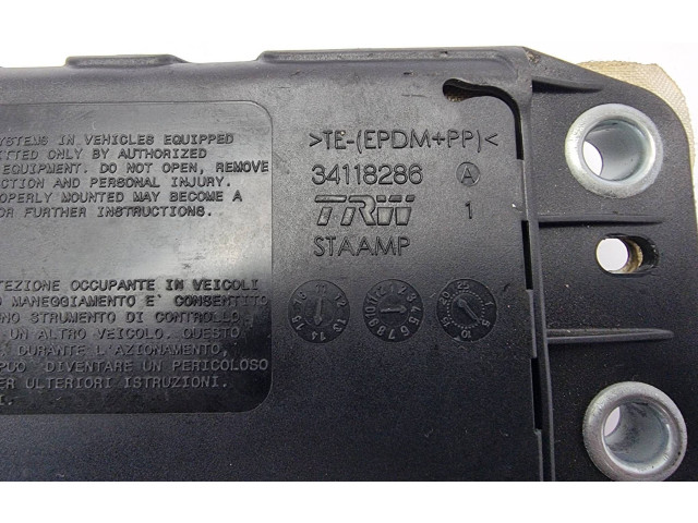 Подушка безопасности для колен 06700081630, 067000816309325   Maserati Ghibli