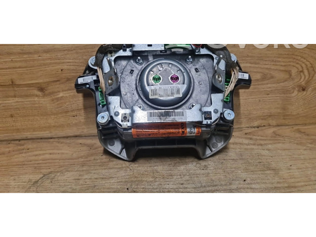 Подушка безопасности водителя 8686291   Volvo S80