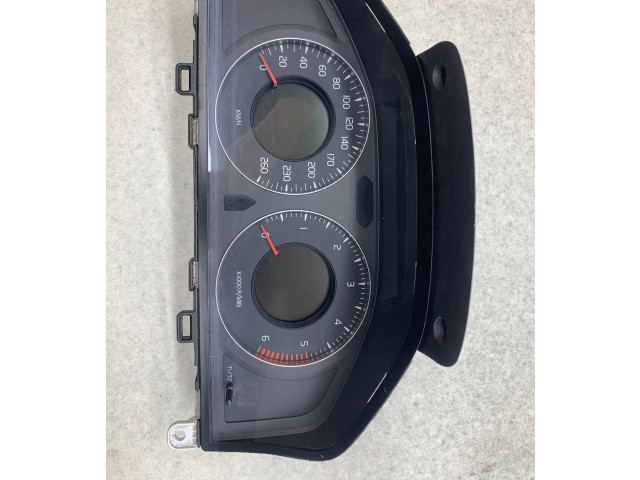 Панель приборов 36000411, 69199660U   Volvo V70       