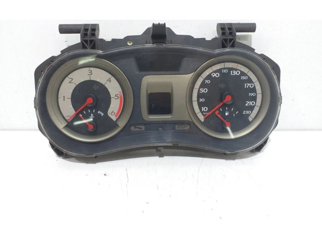 Přístrojová deska Renault Clio III 2006 820058, 2709G