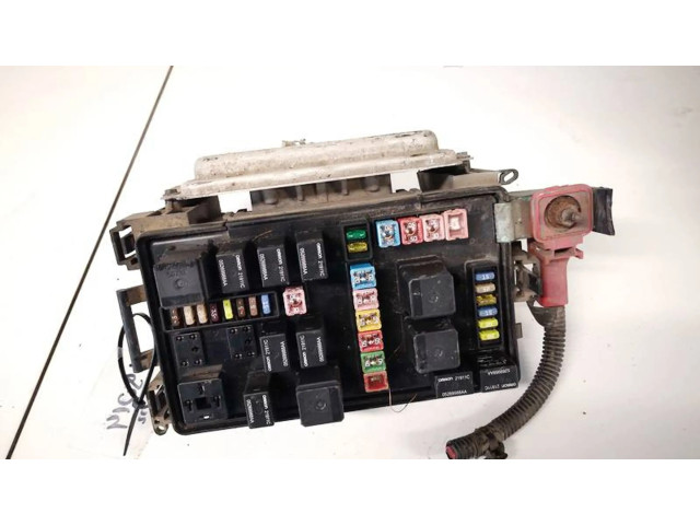 Блок предохранителей p05026021aa Dodge Magnum