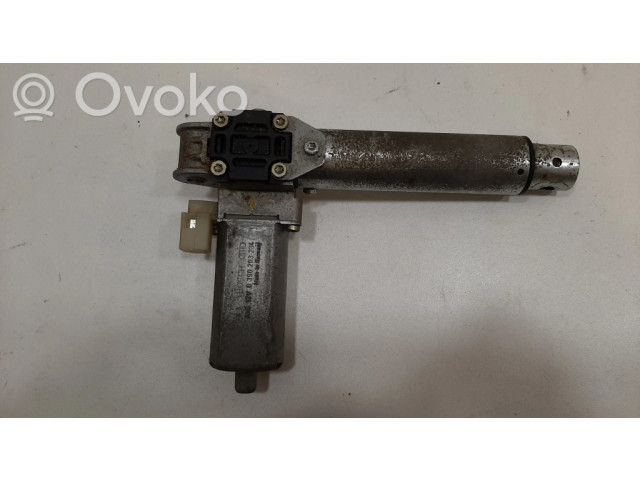 Сиденье управления двигателем