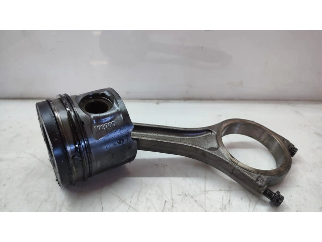 Поршень с шатуном Land Rover Discovery 3 - LR3 для дизельного двигателя 2.7