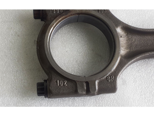 Шатун 9961031026R Porsche 911 996