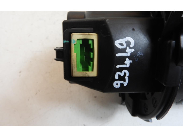 Вентилятор печки    272107379R   Dacia Sandero