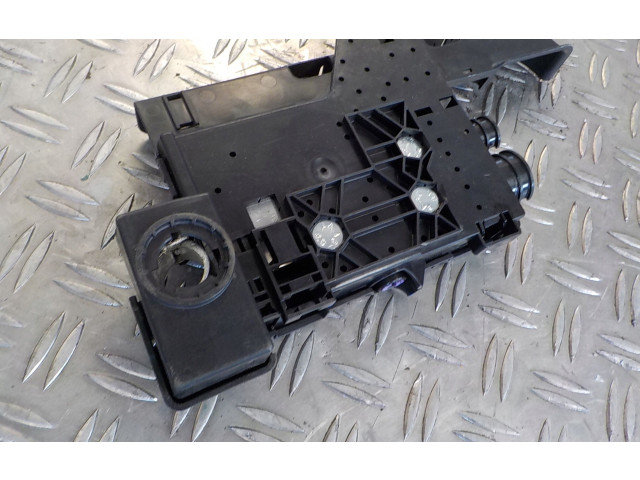 Блок предохранителей  32233798AE   Volvo S90, V90    