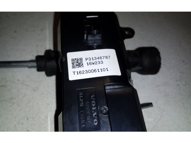 Блок управления климат-контролем 31346787   Volvo XC90