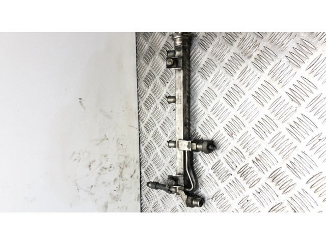 Топливная рампа 06375066, 55556681   Saab 9-5 2.0  для двигателя B205E