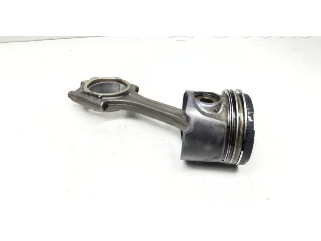 Поршень с шатуном 81L79 Volvo XC90