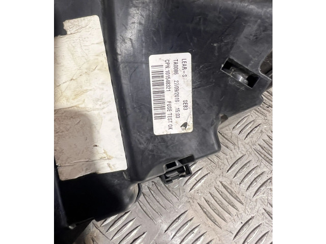 Блок предохранителей  31398000, 31398001   Volvo XC90    