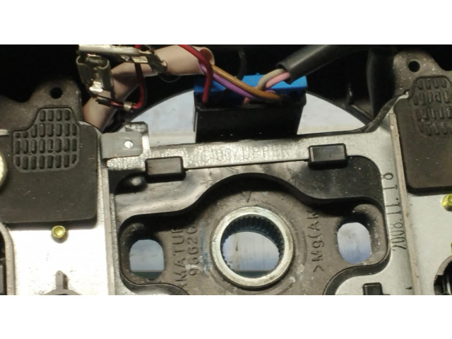 Volant Chevrolet Captiva 2009 966265