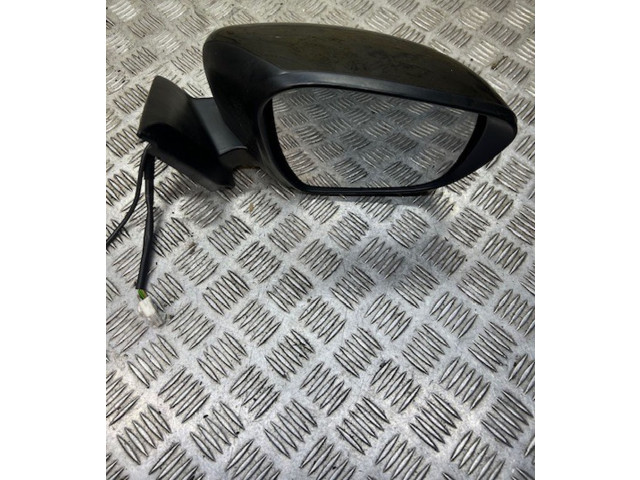 Зеркало электрическое Mercedes-Benz X-class W470 2017 - 2020 года