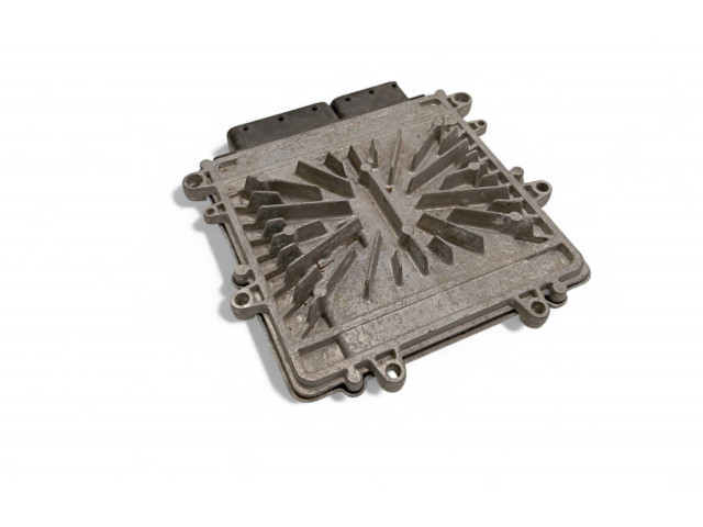 Блок управления двигателем Блок управления 30785100AB, 0281012765   Volvo V70