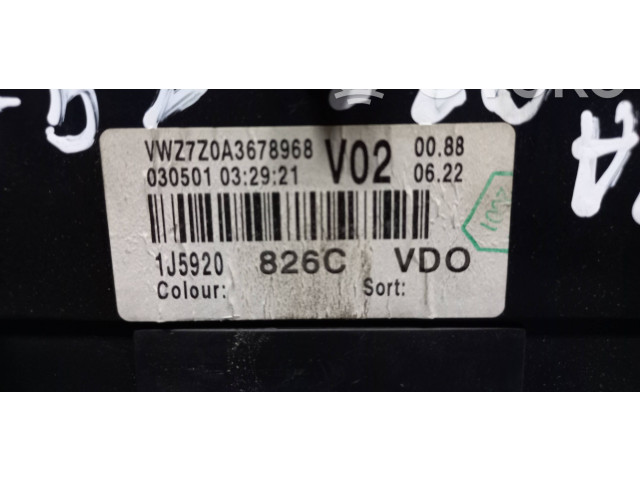 Панель приборов 1J5920826C, 030501032921   Volkswagen Bora       