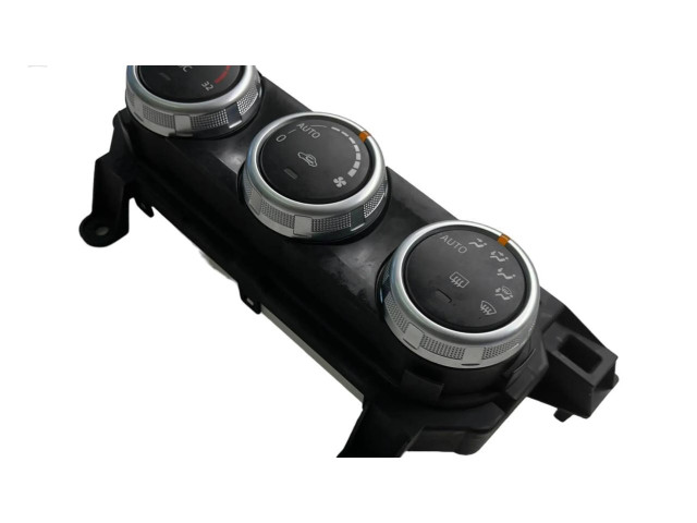 Блок управления климат-контролем 61190B Mazda CX-3