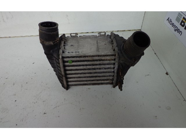 Радиатор интеркулера Volkswagen Golf III